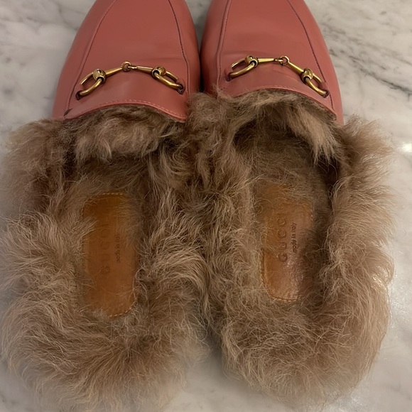 Authentic Pink Gucci Princetown loafers💕 - Picture 4 of 6